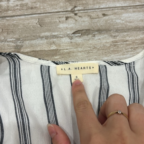 LA Hearts PacSun Striped Babydoll Tie Front Top - Picture 3 of 4